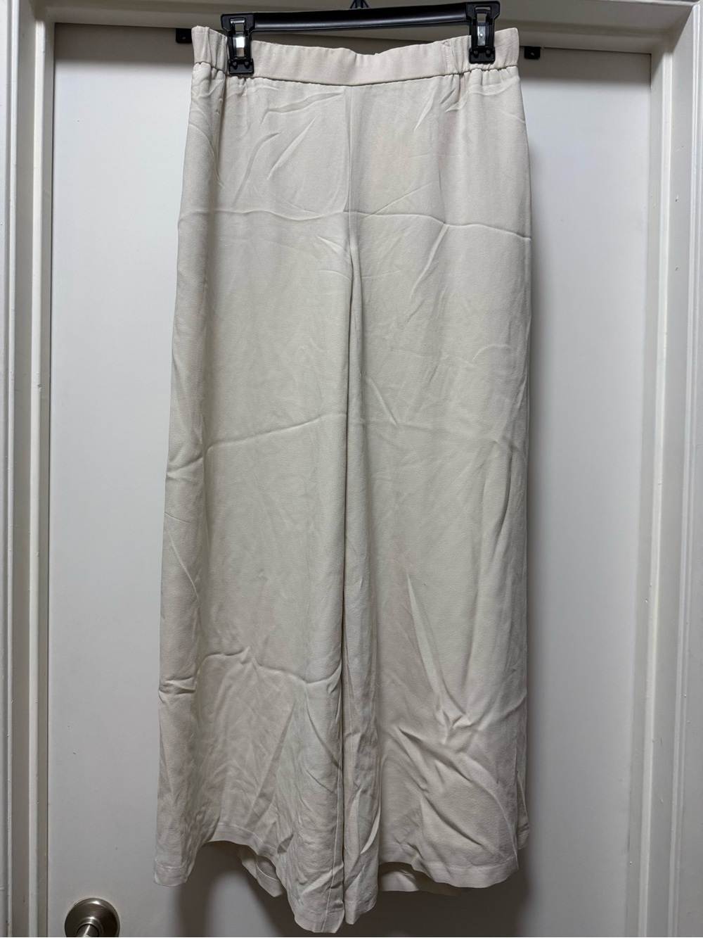 $215 MSRP Eileen Fisher wide-leg, elastic waist, 100% silk, Pull-On Pants size S